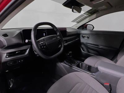 2025 Kia K4 — photo 27 view