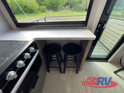 2025 Dutchmen RV Kodiak - Photo 16