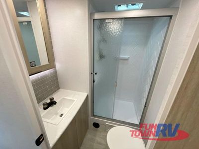 2025 Dutchmen RV Kodiak - Photo 31