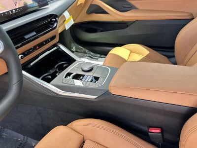 2026 BMW 4 Series — photo 17 view
