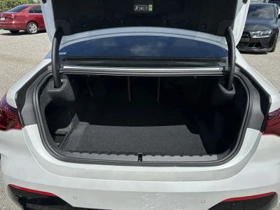 2026 BMW 4 Series — photo 11 view