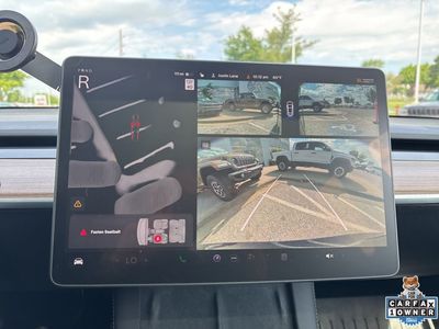 2024 Tesla Model Y - Photo 64