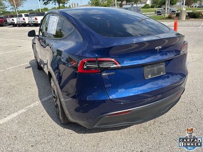 2024 Tesla Model Y - Photo 22