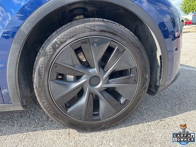 2024 Tesla Model Y - Photo 37