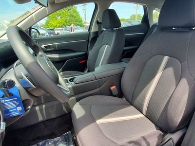 2026 Hyundai Sonata Hybrid — photo 7 view