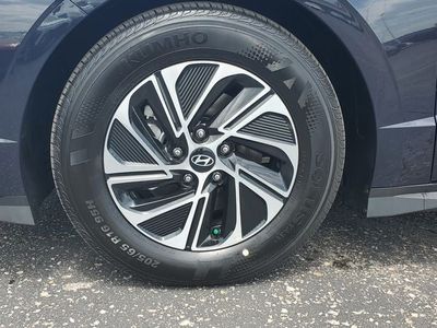 2026 Hyundai Sonata Hybrid — photo 9 view