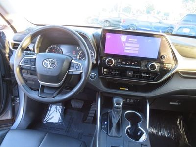2023 Toyota HIGHLANDER - Photo 24