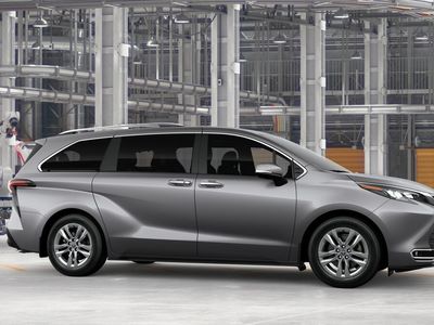 2026 Toyota Sienna - Photo 13