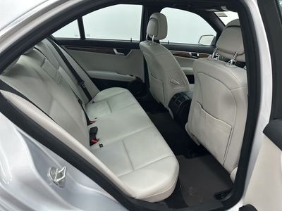 2012 Mercedes-Benz C-Class — photo 20 view