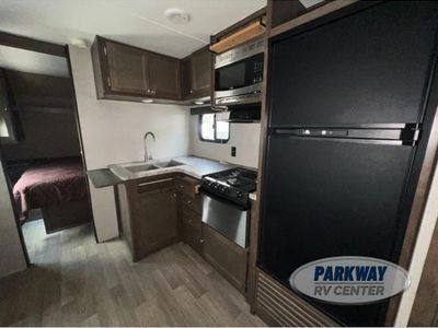 2019 Dutchmen RV Coleman Lantern Series - Photo 18