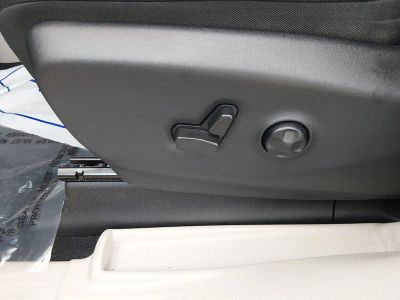 2022 Chrysler Pacifica - Photo 13