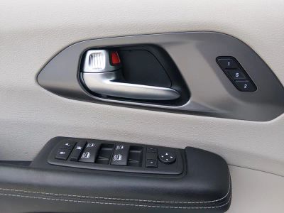 2022 Chrysler Pacifica - Photo 21