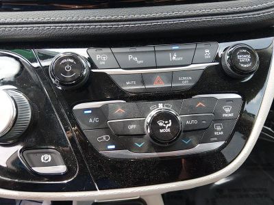 2022 Chrysler Pacifica - Photo 19