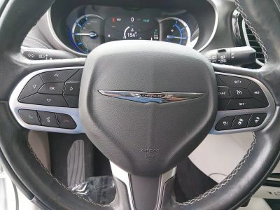 2022 Chrysler Pacifica - Photo 12