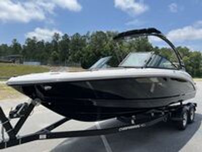 2025 Chaparral 23 SSI - Photo 3