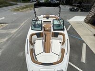 2025 Chaparral 23 SSI - Photo 8