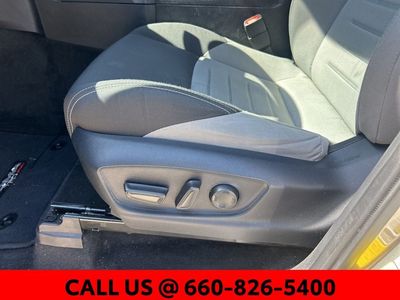 2025 Toyota Tacoma - Photo 15