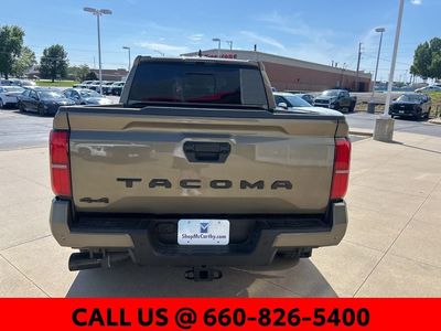 2025 Toyota Tacoma - Photo 11