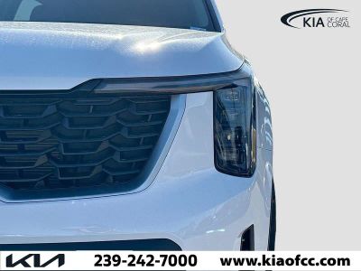 2026 Kia Sorento — photo 8 view