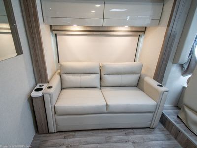 2026 Thor Motor Coach Vegas - Photo 8