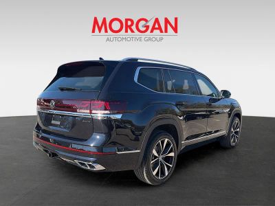 2026 Volkswagen Atlas — rear three-quarter view