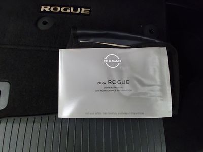 2024 Nissan Rogue — photo 18 view