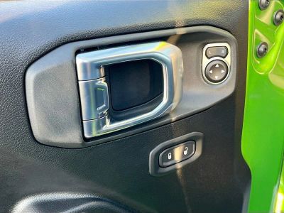 2026 Jeep Wrangler — photo 17 view