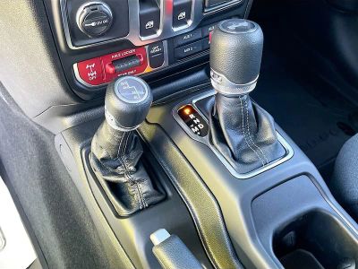 2026 Jeep Wrangler — photo 16 view