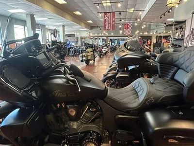 2025 Indian Motorcycle Pursuit Dark Horse Black Smoke - Photo 7