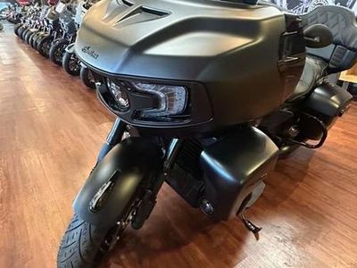2025 Indian Motorcycle Pursuit Dark Horse Black Smoke - Photo 2