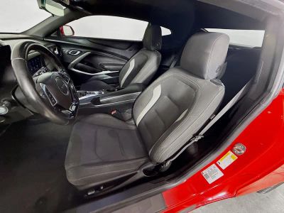 2021 Chevrolet Camaro — photo 19 view