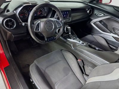 2021 Chevrolet Camaro — photo 7 view