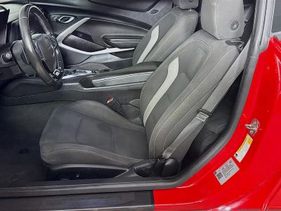 2021 Chevrolet Camaro — photo 18 view