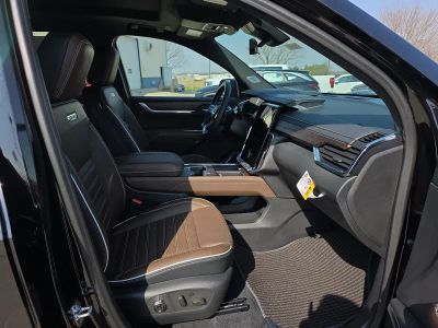 2026 GMC Acadia — photo 15 view
