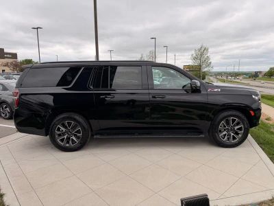 2024 Chevrolet Suburban - Photo 6
