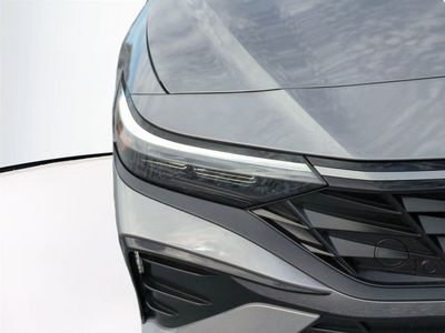 2026 Hyundai ELANTRA — photo 10 view