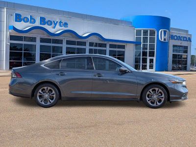 2023 Honda Accord Sedan - Photo 3