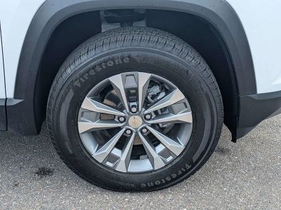 2026 Chevrolet Equinox — photo 10 view