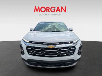 2026 Chevrolet Equinox — photo 8 view