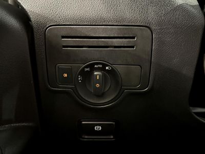 2021 Mercedes-Benz Metris - Photo 25