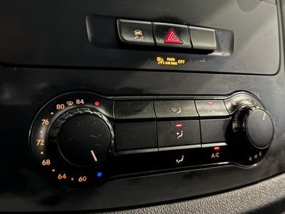 2021 Mercedes-Benz Metris - Photo 21