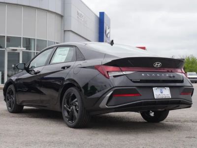 2026 Hyundai Elantra - Photo 12