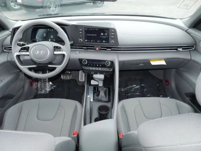 2026 Hyundai Elantra - Photo 33