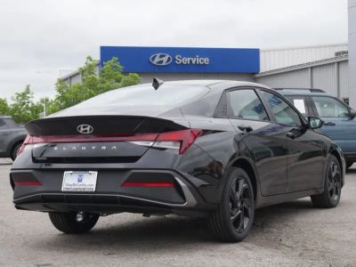 2026 Hyundai Elantra - Photo 17