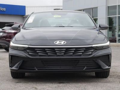 2026 Hyundai Elantra - Photo 3