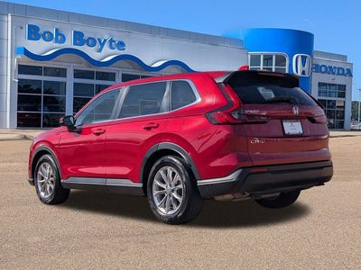 2025 Honda CR-V — rear three-quarter view
