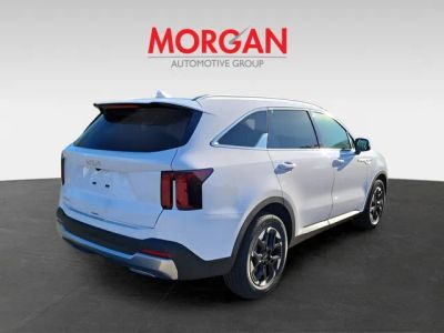 2026 Kia Sorento — side profile view