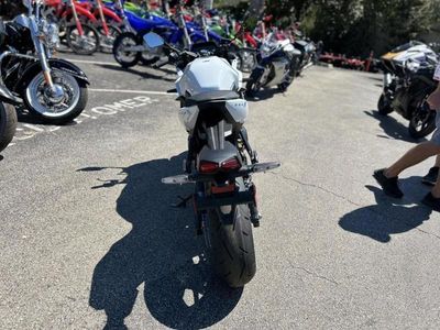 2026 Suzuki GSX-8R - Photo 7