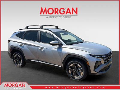2026 Hyundai TUCSON SEL in Shimmering Silver — front three-quarter view