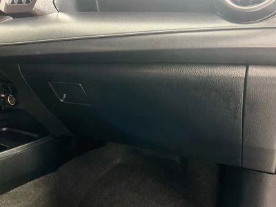 2018 Toyota RAV4 — photo 28 view